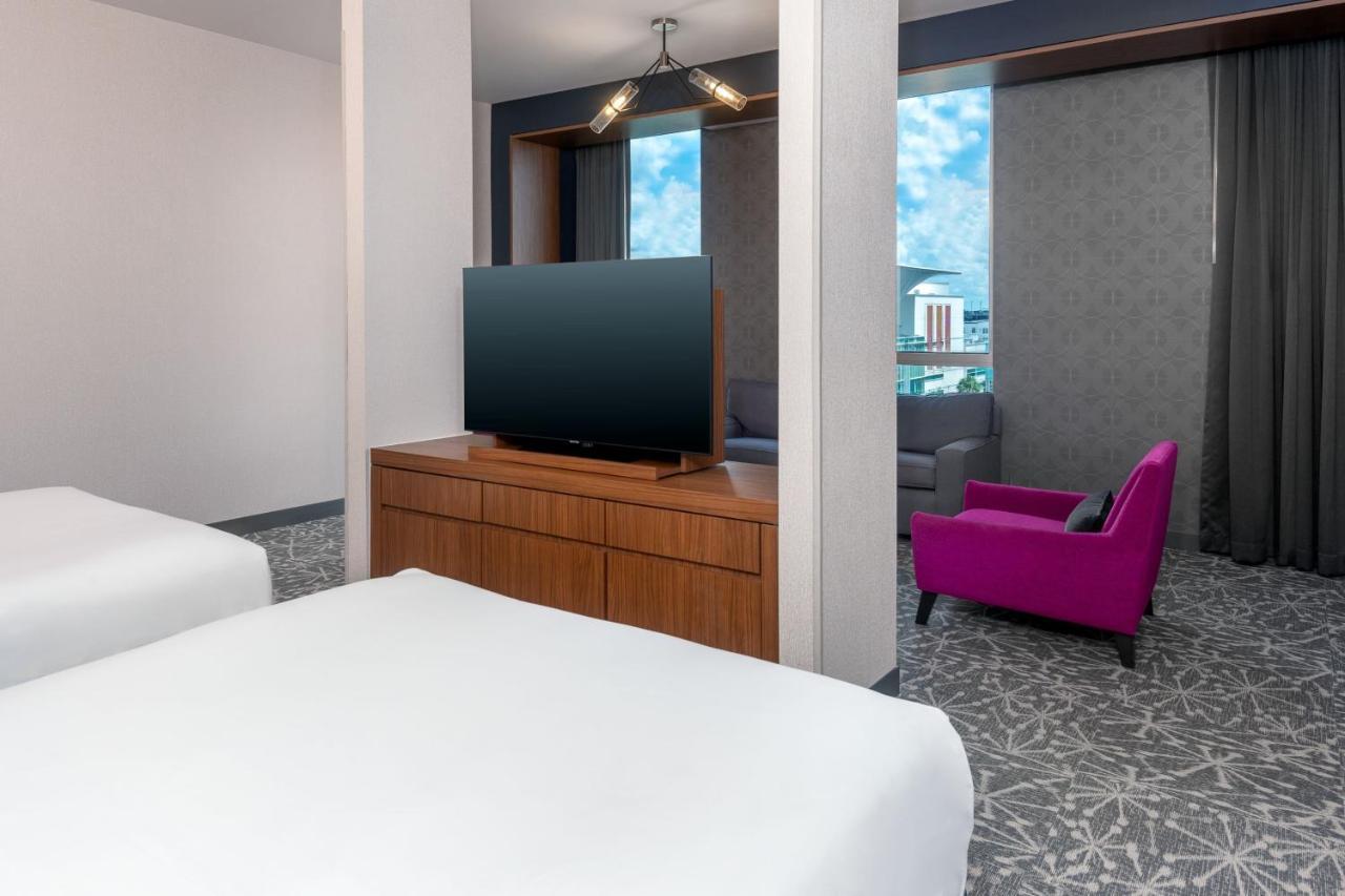 Aloft Orlando Downtown Hotel Exterior photo